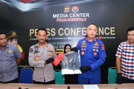 Polisi gagalkan penyelundupan 1,9 ton sianida asal Filipina