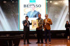 Dirut Bulog sabet Best 50 CEO Awards 2026 berkat rekor CBP 5 juta ton