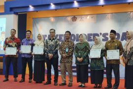 KPPN Pontianak persembahkan Khatulistiwa Award 2025 untuk satker kinerja terbaik