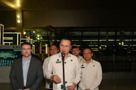 Ditjen Imigrasi mendeportasi buronan AS