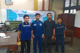 Bikin bangga! Tiga siswa SMK Semen Padang borong Juara LKS 2026
