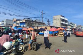 Pemkot Bengkulu larang truk kelebihan beban melintasi jalan kota