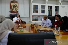 Wawali Makassar tekankan sertifikasi halal jadi kunci daya saing UMKM di pasaran