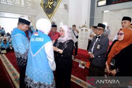 Bupati Gowa titip doa untuk kemajuan daerah kepada 387 JCH