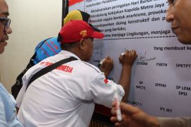 May Day, Polres Pelabuhan Tanjung Priok gelar dialog dengan buruh