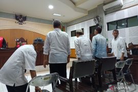MA mengubah hukuman lima anggota PPHP benih jagung di NTB jmenjadi tiga tahun