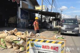 Tirta Kahuripan Bogor pulihkan suplai air bersih pada 1.021 pelanggan di Tarikolot