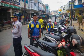 Pemkot Bogor evaluasi parkir kanan di Suryakencana usai tahap uji coba