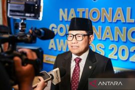 Minister urges stronger reforms in public service across regions