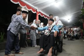 Wabup lepas keberangkatan 354 calon haji Kabupaten Sleman kloter 3-YIA