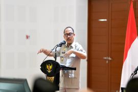 Gubernur tekankan pertanian dan penegakan hukum kunci kemajuan Sulbar