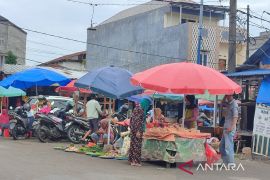 Pemkot Bengkulu intensifkan penertiban PKL Pasar Panorama