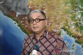 Anggota DPR minta pemerintah ubah target wisman saat dinamika global