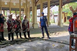 Sudin Gulkarmat tingkatkan kemampuan relawan pemadam kebakaran