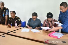 Kejaksaan tinggi Jambi hentikan aktivitas pabrik sawit PT PAL terkait korupsi