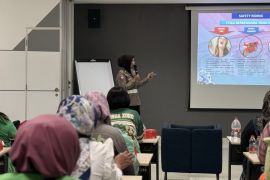 "Zen on Wheels" Tenang Berkendara ala Kartini Masa Kini