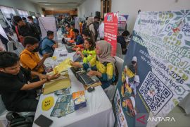 Lebih cepat move on, Jabar jamin pekerja terdampak PHK terpenuhi haknya