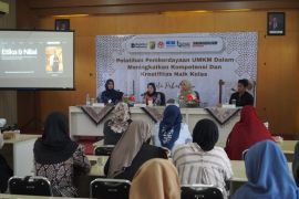 Pemkot Pekalongan-Rumah BUMN Telkom bekali UMKM dengan pemanfaatan AI