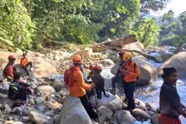Seorang perempuan hilang di hutan Battang Palopo