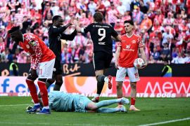 Bayer Leverkusen kalahkan Koln skor 2-1