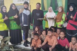 Bawa OPD bersepeda, Darma Wijaya tinjau program penyaluran MBG