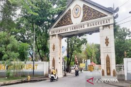 ULM loloskan 107 proposal penelitian dosen didanai Kemdiktisaintek