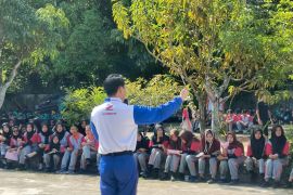 Asmo Kalbar Gelar #Cari_aman di SMK N 7 Pontianak
