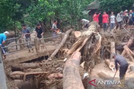 BPBD Cianjur berkoordinasi dengan dinas menuntaskan penanganan bencana