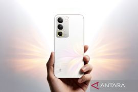 Ponsel realme C100 akan masuk ke pasar Indonesia, sasar kaum muda