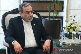 Menlu Iran temui militer Pakistan bahas dialog lanjutan dengan AS