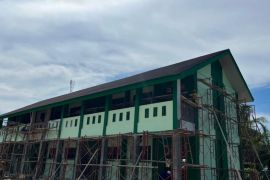 Kementerian PU revitalisasi tiga madrasah di Papua Barat dan PBD