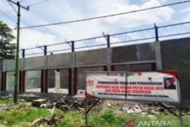 Pemkab Dompu percepat pembangunan 17 gerai Koperasi Merah Putih