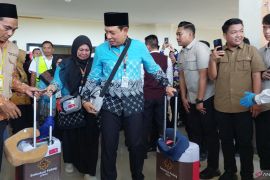 Wawali Kota Bengkulu imbau calon haji perhatikan kecukupan cairan