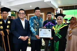 Bupati HSS hadiri wisuda XXIII IAI Darul Ulum Kandangan