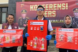 Polres Tasikmalaya bongkar jaringan peredaran sabu di selatan Jabar