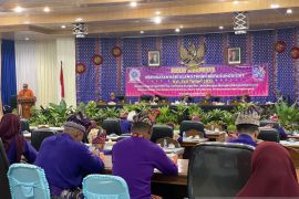 Pemkab Bangka lestarikan tradisi Nganggung Sepintu Sedulang