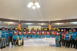 Mengantar Cahaya dari Ranah Minang: PLN UID Sumbar lepas pejuang listrik ke NTT