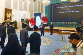 Tokoh buruh Jumhur Hidayat resmi jabat Menteri Lingkungan Hidup