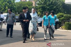 Menteri LH Jumhur tetap pimpin konvoi motor pada Hari Buruh