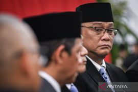 Menteri LH baru Jumhur Hidayat, Hanif jadi wamenko