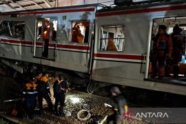 Basarnas kerahkan 14 personel tambahan evakuasi korban tabrakan KA