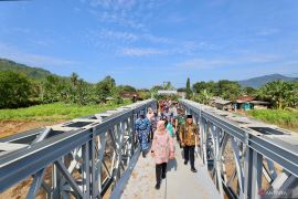 Banyuwangi alokasikan anggaran bangun jembatan ambles akibat banjir