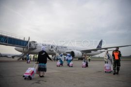 PPIH: Pesawat haji sempat gangguan teknis tiba selamat di Madinah