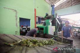 DPRD Jabar menekankan penguatan bank sampah serta TPS3R di seluruh daerah