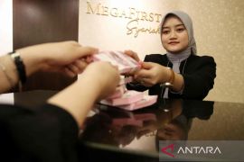 Ketidakpastian global pacu investor pilih aset emas