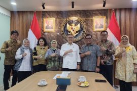 Menko Pangan: Pemerintah siap subsidi jika pangan impor lampaui HET