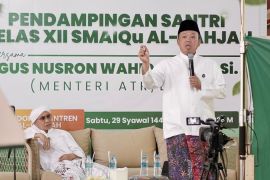 Berikan motivasi, Menteri Nusron ingin santri dikader sebagai pelaksana kebijakan di bidang STEM
