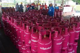 Pertamina datangkan 8.151 tabung elpiji non subsidi perkuat pasokan energi penuhi kebutuhan warga Ternate