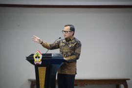 Efisiensi dan sinergi kunci pengungkit ekonomi daerah