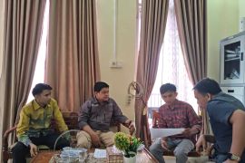 KPU Dharmasraya cocokan dan teliti data terbatas pemilih